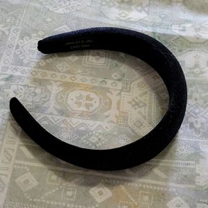NWOT Black velvet padded headband